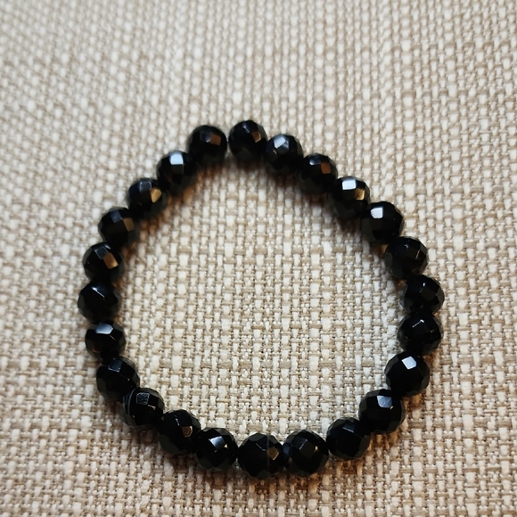 Black Beaded Bracelet - Picture 1 of 3